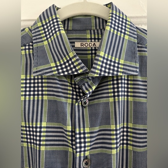Roda Men’s Shirt. Size XL - Picture 1 of 9